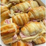  Blätterteig-Croissants mit Schinken & Käse  