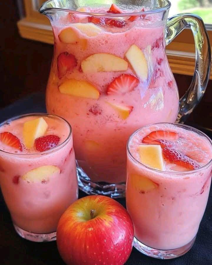 Cremiger Erdbeer-Apfel-Punsch – Eine himmlische Mischung aus Frische und Genuss
