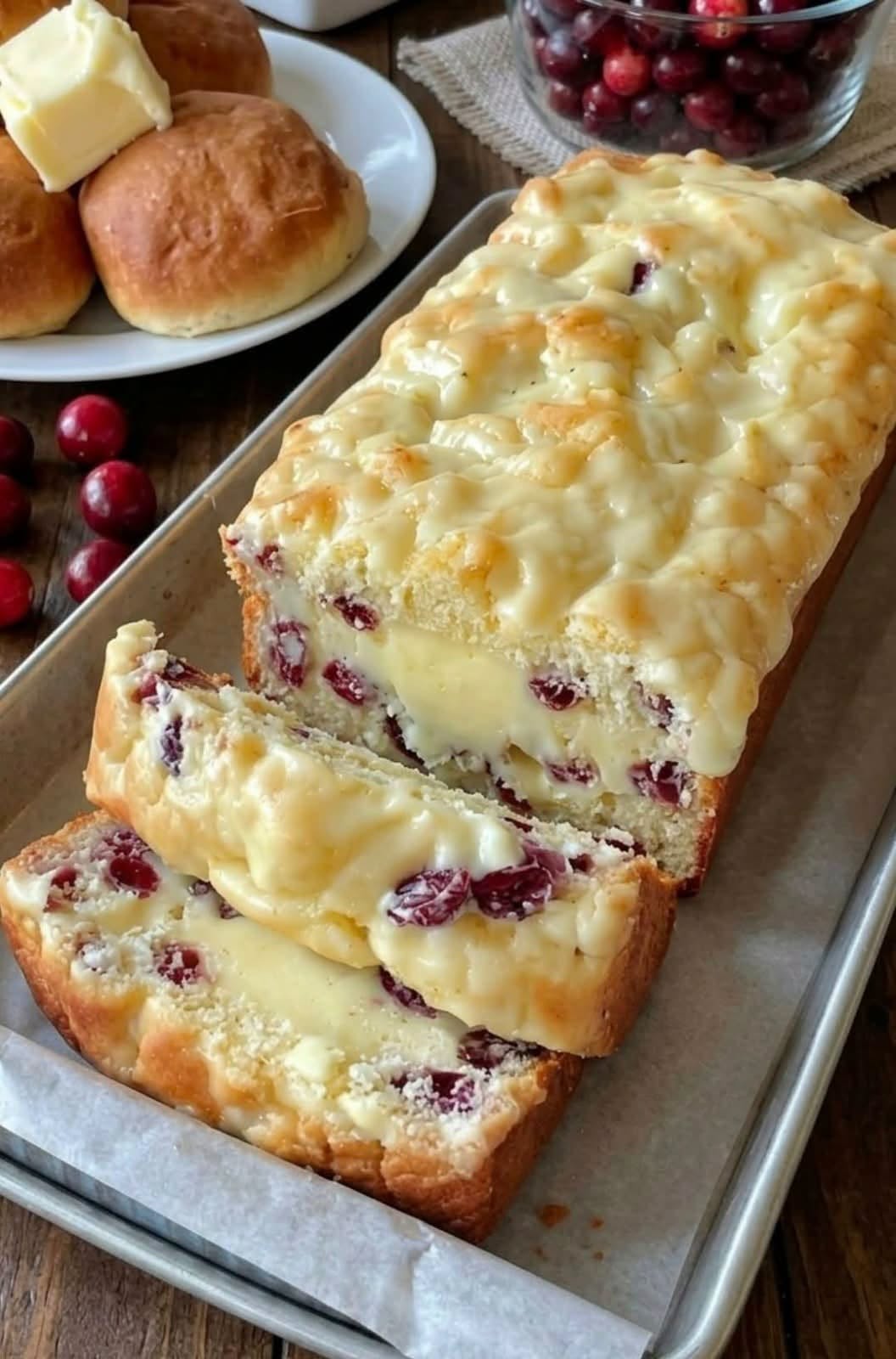 Cranberry-Orangen-Kuchen mit einfacher Glasur (Lebhaft, spritzig und voller Geschmack)