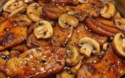 Supersaftige Hähnchen Champignonsfanne in wenigen Minuten